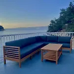 Robinson Crusoe Eco Bay Apartment *