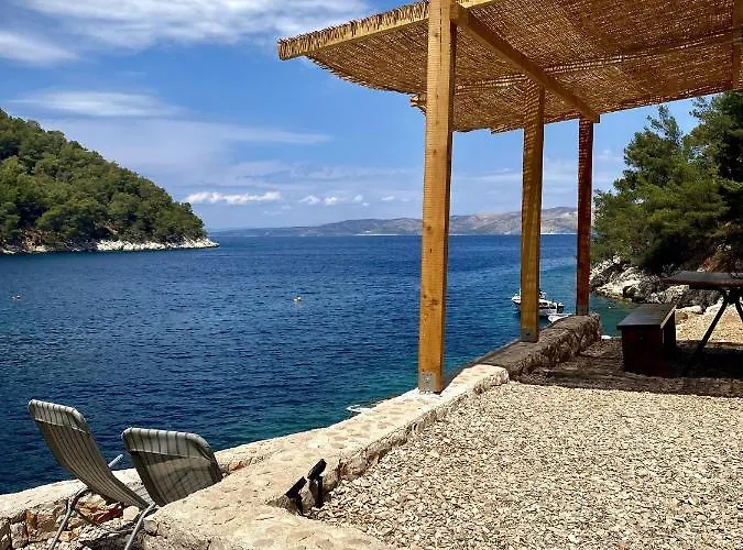 Robinson Crusoe Eco Bay *