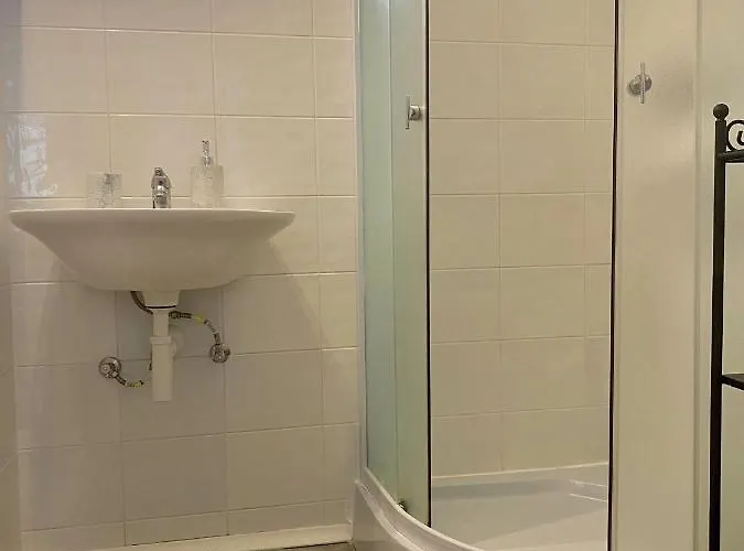 Robinson Crusoe Eco Bay * Hvar Town