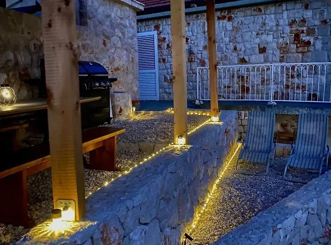 Appartamento Robinson Crusoe Eco Bay Hvar Town