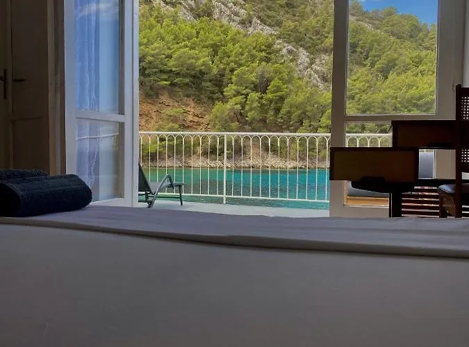 Appartamento Robinson Crusoe Eco Bay Hvar Town